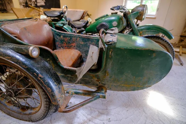 Uma Velha Mota Era Soviética Com Sidecar Motocicleta Verde Bom — Fotografia de Stock