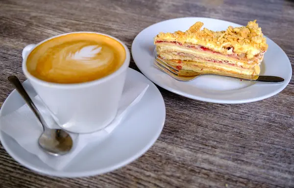 Gâteau Classique Avec Une Tasse Café Dessert Pour Siroter Café — Photo