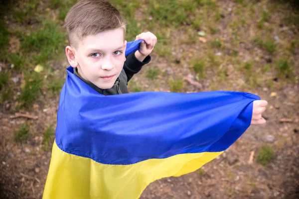 Ukrainian Boy Waving Flag Praying Stop War Ukraine Field Sunset — Stock Photo, Image
