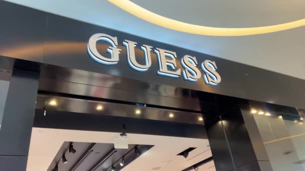 Guess Clothing Store Shoes Jewelry Showcase Shop Entrance Guildford Town — Stock Video