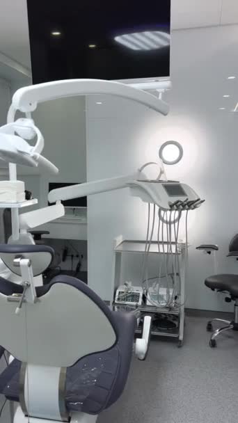 Tandheelkunde Geneeskunde Stomatologie Concept Moderne Tandheelkundige Kliniek Kantoor Interieur Bokeh — Stockvideo