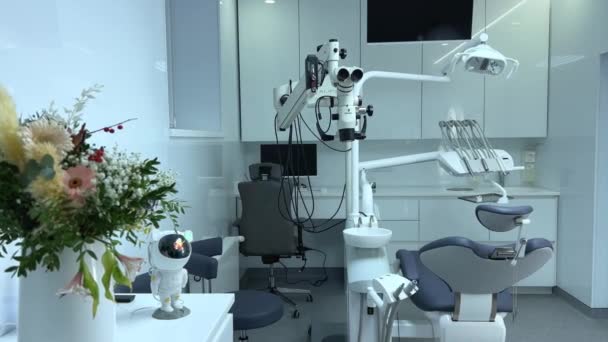 Tandheelkunde Geneeskunde Stomatologie Concept Moderne Tandheelkundige Kliniek Kantoor Interieur Bokeh — Stockvideo