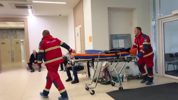 Medische Vervoer Ambulance Ambulance Station Ziekenhuis Corridor Nood Brancard Stretchers — Stockvideo