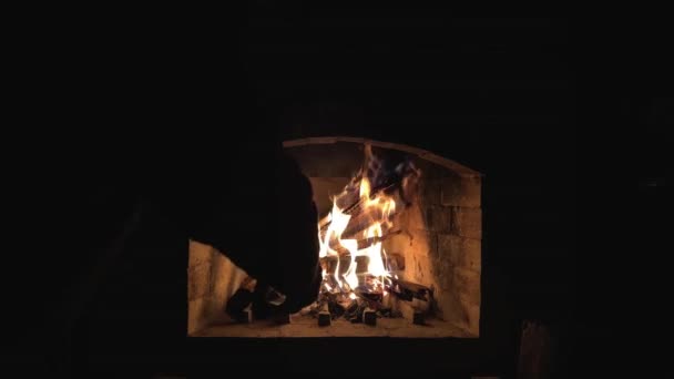 Sıcak Bir Şömine Yığınındaki Ateş Termal Enerji Yoğunluğu Kırmızı Sarı — Stok video