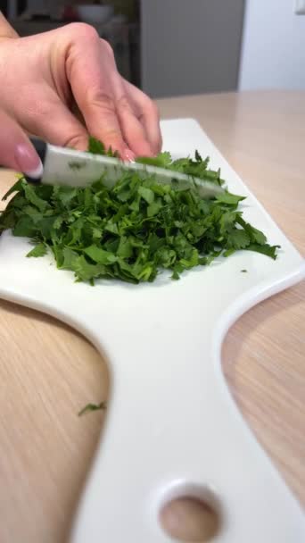 Woman Hands Cut Parsley White Cutting Board Cilantro Slow Motion — Stockvideo