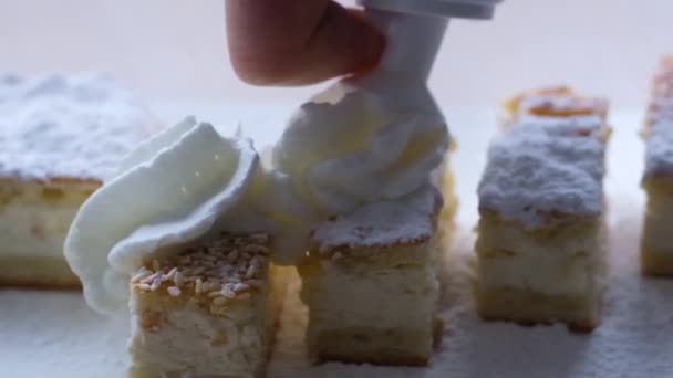 Slow Motion Full 240Fps Cream Poured Cheesecake Cottage Cheese Casserole — Vídeo de stock