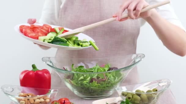 Vegetarian Food Delicious Vegetable Salad Wooden Spoon Add Glass Bowl — Videoclip de stoc