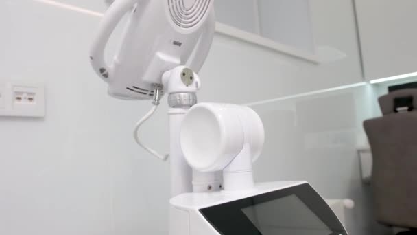 Poluse Advanced Whitening System Dental Laser Whitening Device Camera Floats — Stockvideo