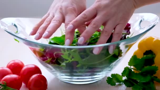 Closeup Super Slow Motion Falling Fresh Salad Camera Motion Filmed — Vídeo de stock