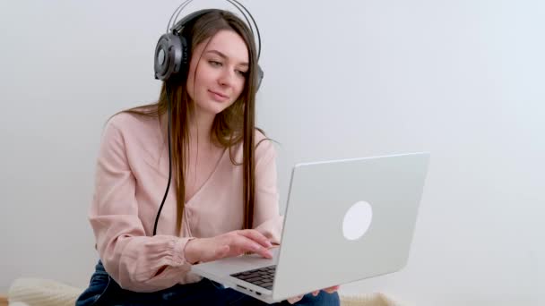 Working Computer Freelancer Relaxing Home Headphones Laptop Hands White Background — Videoclip de stoc