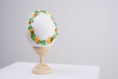 lavender background postcard baner calendar empty space holiday easter eggs embroidery ribbons on eggshell