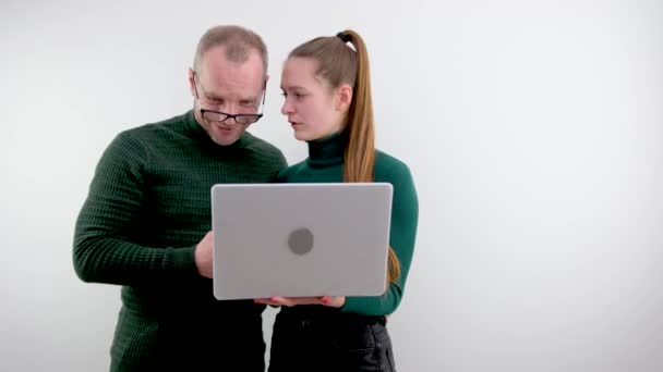 Young Daughter Teaches Adult Father Middle Aged Man Glasses Sliding — Stock videók