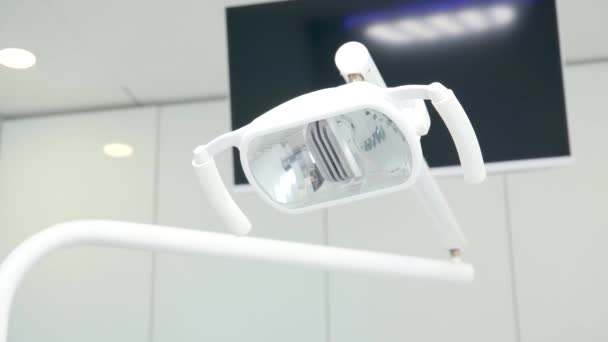 Colpo Steadicam Studio Dentistico Con Attrezzature Confortevoli Innovative Trattamento Chirurgia — Video Stock