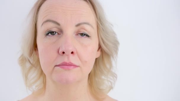 Piscar Olhos Frequentemente Para Repouso Membrana Mucosa Umedecer Olhos Com — Vídeo de Stock
