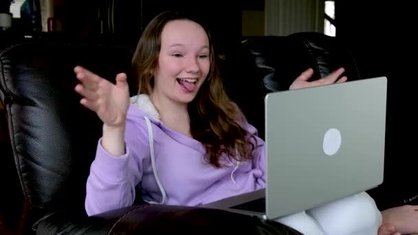 Teenage Girl Very Happy Talking Internet Laptop Loved One Laughs — Stock Video