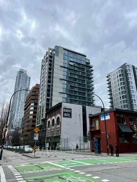Diferentes Calles Rascacielos Personas Coches Vida Gran Ciudad Viajar Vancouver — Foto de Stock