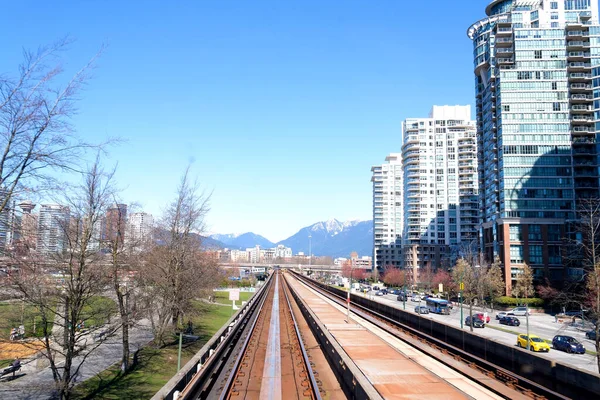 Vancouver Skytrain Nya Kanada Linje Till Surrey Hem Skenor Tåg — Stockfoto