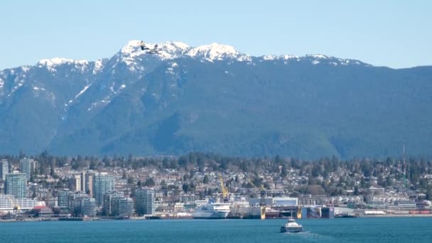 Canada Place Commercial Buildings Downtown Vancouver Port Pier Ships Arrive — Stock Video