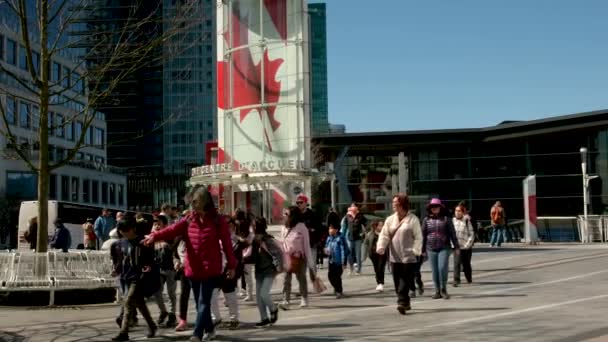 Ванкуверський Міський Центр Ватерфронт Будівлі Canada Place Pacific People Walk — стокове відео