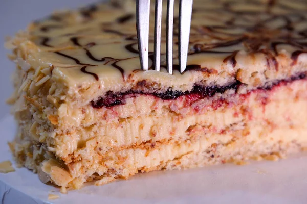 在匈牙利 奥地利和德国 以匈牙利外交官王子的名字命名的坚果蛋糕很受欢迎 — 图库照片