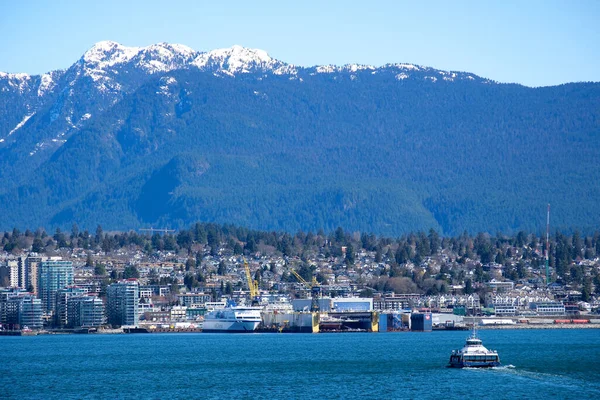 Перейти Другую Сторону Ванкувере Морского Баса Морской Автобус Проплывающий Через Стоковое Фото