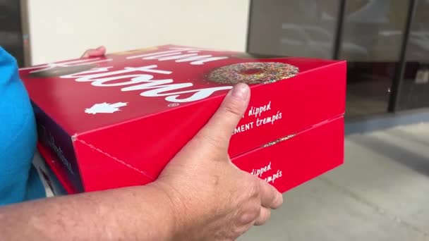 Large Open Box Tim Hortons Donuts Contrasted Light Variety Different — Stock Video