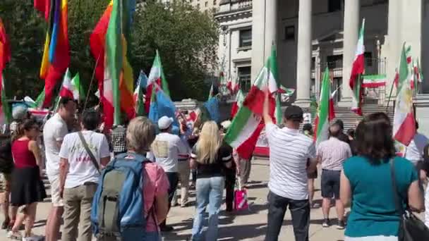 Powstanie Narodu Irańskiego Flagi Demonstracji Obronie Praw Człowieka Przed Wojną — Wideo stockowe