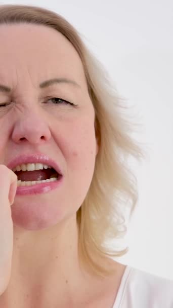 Psychosomatics Unwillingness Speak Sore Throat Lump Throat Unpleasant Emotions Negative — Stock Video
