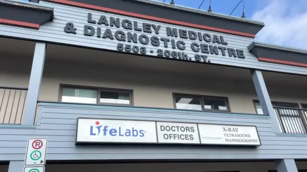 Langley Medical Diagnostic Centre Consultas Médicas Lifelabs Lugar Para Probar — Vídeos de Stock