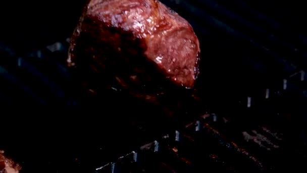Barbacoa Carne Fresca Carne Res Filete Sangre Que Sirve Deliciosa — Vídeo de stock
