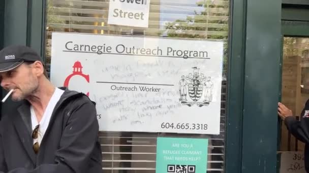 Carnegie Outreach Program Servicios Para Personas Sin Hogar Asistencia Para — Vídeo de stock