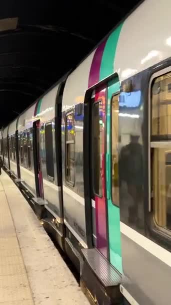 Estación Metro Ciudad Metro Mejor Manera Moverse Largo París París — Vídeo de stock