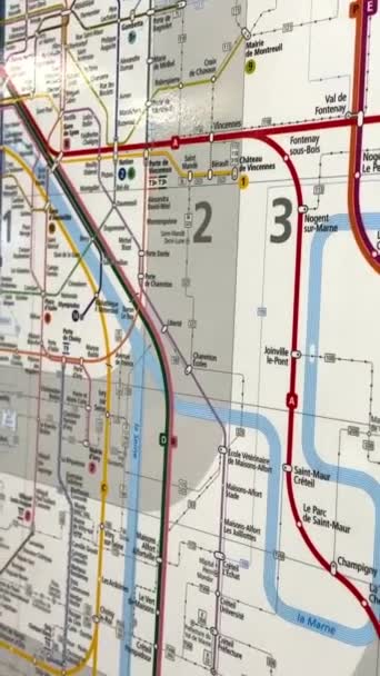 Χάρτης Μετρό Στο Παρίσι Κάθετο Βίντεο Παρίσι Γαλλία Υψηλής Ποιότητας — Αρχείο Βίντεο