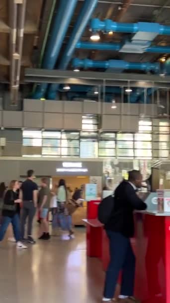 Das Centre Pompidou Umfassender Das Centre National Dart Culture Georges — Stockvideo