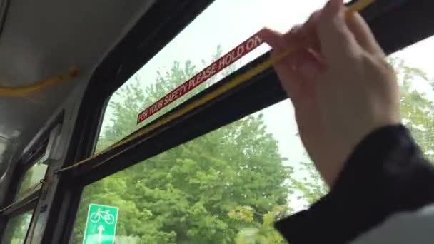 Kanadische Busse Stoppen Müssen Sie Seil Ziehen Draht Ertönt Haltesignal — Stockvideo