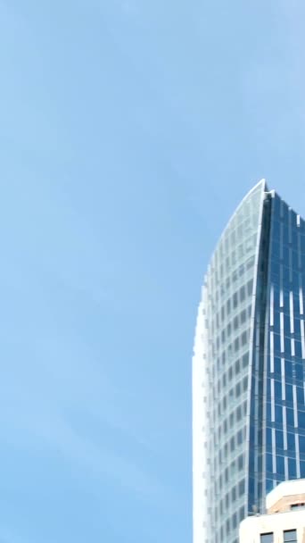 Nieuwste Gemoderniseerde Wolkenkrabbers Enorme Glazen Gebouwen Het Centrum Van Canadese — Stockvideo