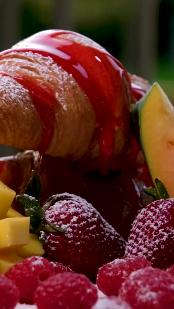 프랑스 딸기와 블루베리 하였다 고품질크로 — 비디오