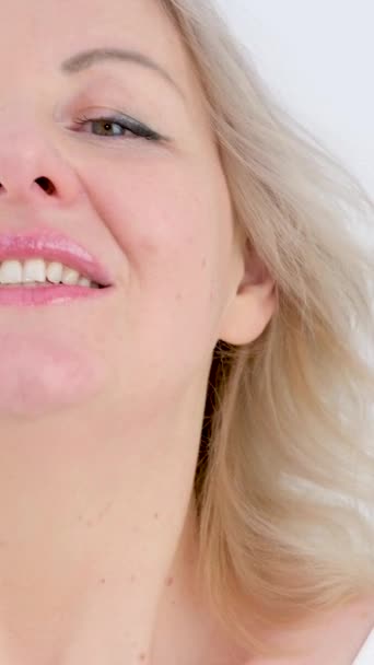 Portré Fiatal Ázsiai Mutatják Alakja Arc Után Botox Injekció Szürke — Stock videók