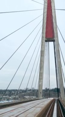 Vancouver hava treni köprüsü Brownsville Surrey BC Kanada. Yüksek kalite 4k görüntü