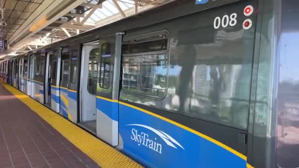 Estação Final Skytraina Rei George Trem Velho Fica Plataforma Câmera — Vídeo de Stock