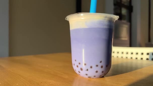 Bublinkový Čaj Bubble Tea Drinky Plastové Skleněné Bublinkové Čaj Káva — Stock video