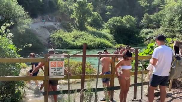 Ojo Azul Albania Famoso Lugar Turístico Entrada Albania Ojo Azul — Vídeos de Stock