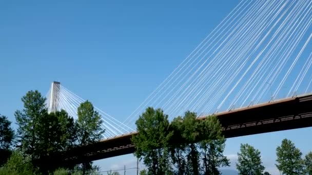 Γέφυρα Πορτ Μαν Πάνω Από Τον Ποταμό Φρέιζερ Sunny Summer — Αρχείο Βίντεο