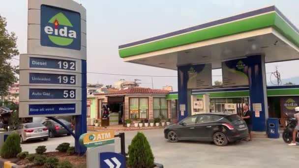 Čerpací Stanice Albania Ceny Benzínu Auto Stojící Čerpací Stanice Nádrž — Stock video