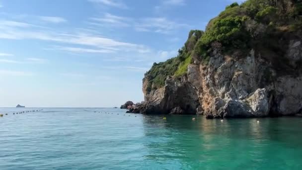 Beautiful Nature Ionian Sea Rocks Mountains Green Swim Clear Water — Stock Video