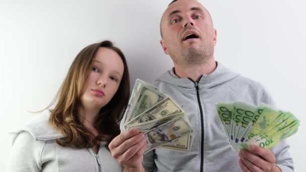 Father Daughter Lot Money Hands Joy Success Dollars Euro 100 — Stock Video