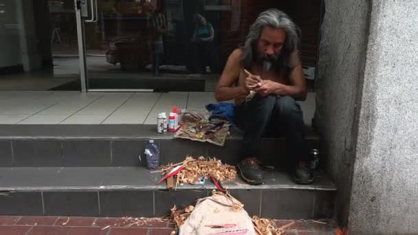 Street Man Beard Indian Appearance First People Canada Locals Carving — Video
