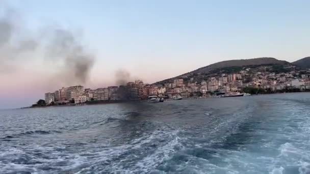 Вид Задней Стороны Парома Отправляющегося Санторини Наксос Афины Эгейском Море — стоковое видео
