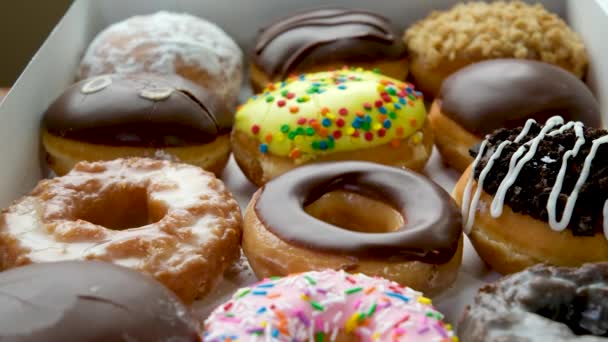 Caixa Transporte Vendedor Rua Donuts Seção Meio Elevado — Vídeo de Stock