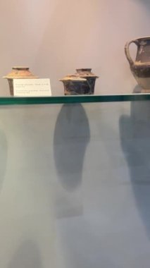 Arnavutluk 'ta Butrint, 4K' da UNESCO Dünya Mirasları Merkezi Sineması. Antropoloji Taş Müzesi Arnavutluk 'un 09.09.2023 heykelini yaptı